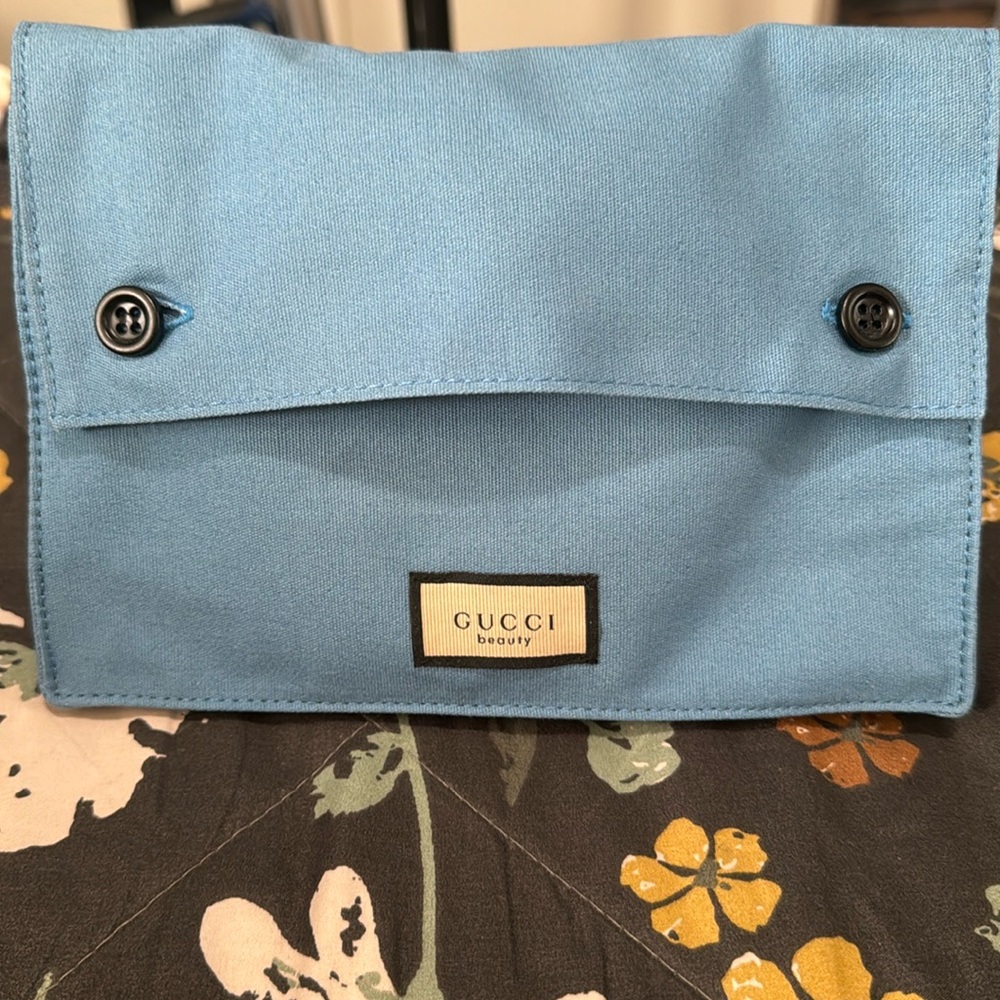Gucci small pouch/cosmetic bag